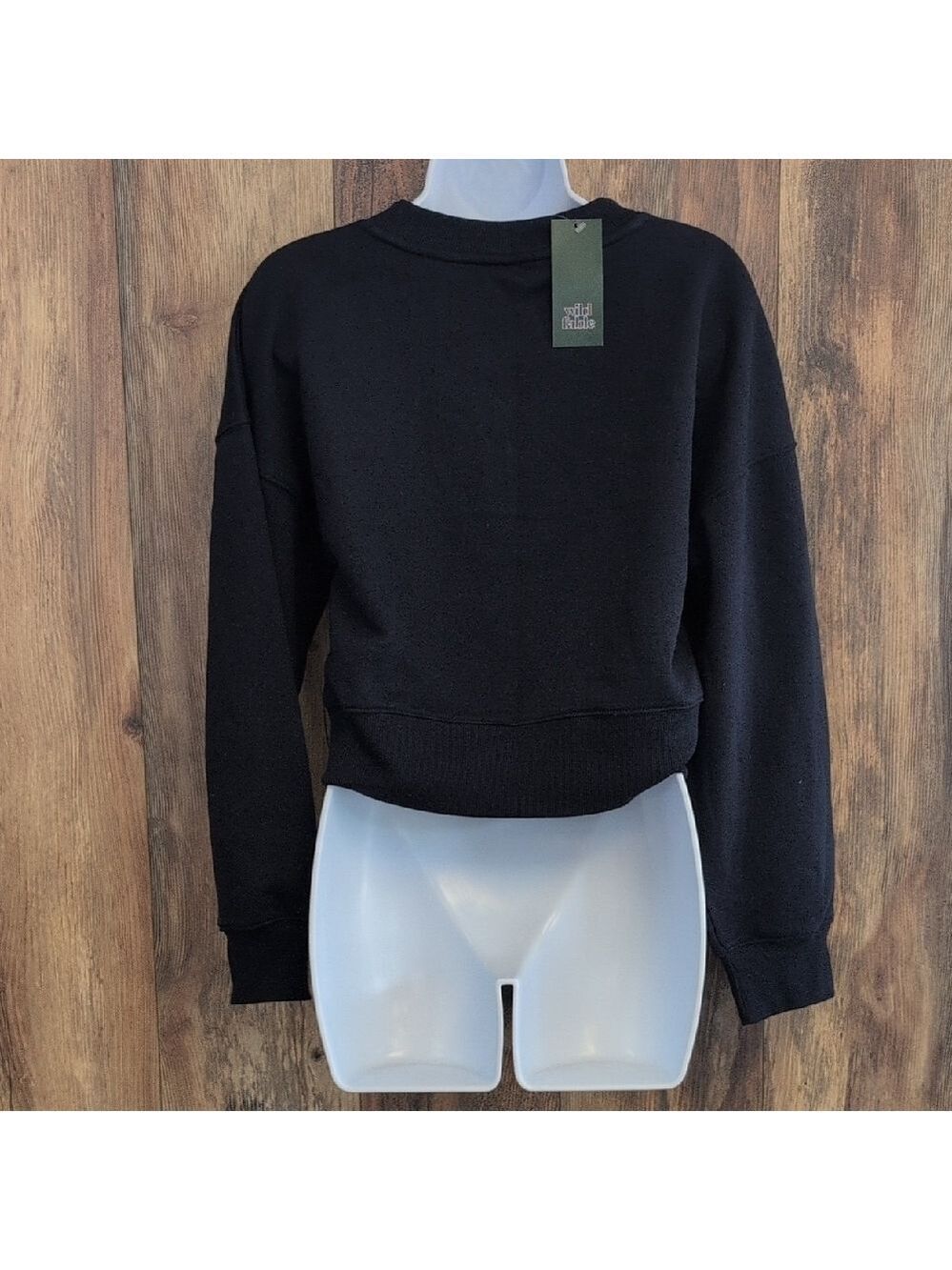 NWT Wild Fable Navy Cropped Sweatshirt  S         -717B - Picture 3 of 5